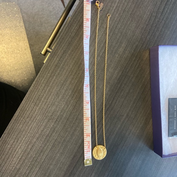 Satya jewelry set necklace, ring and bracelet - Picture 4 of 6